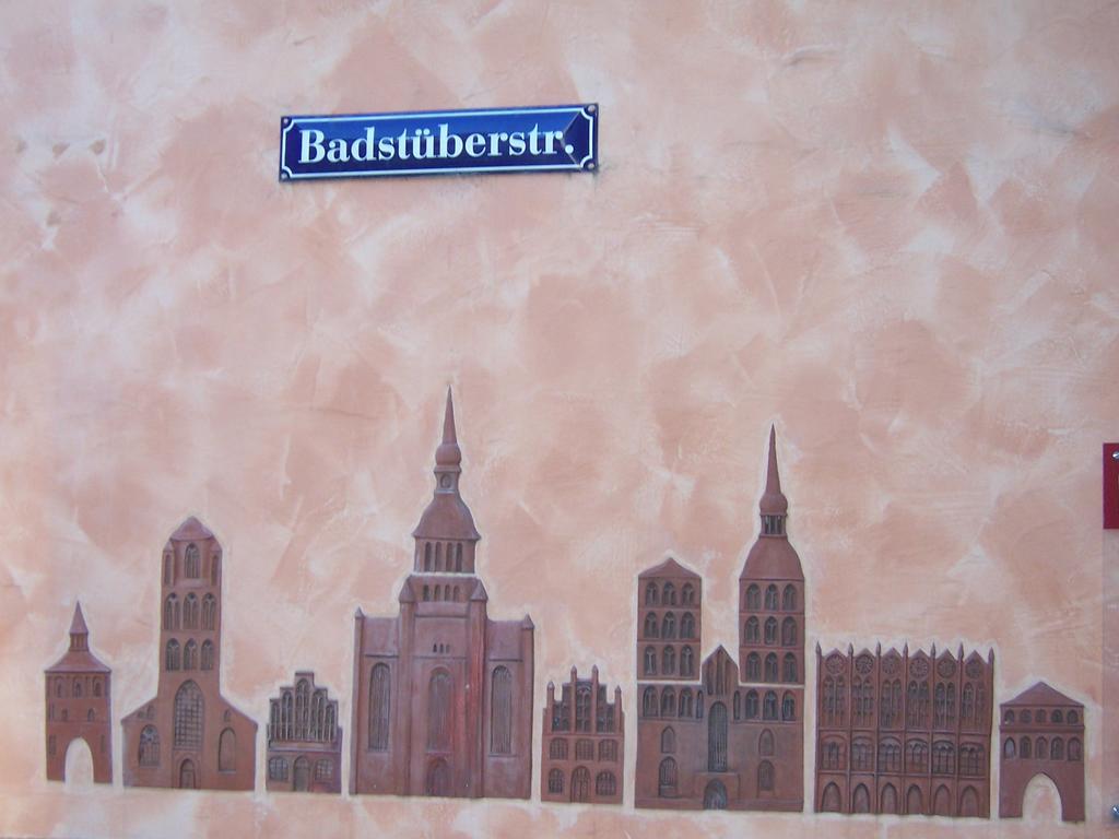 Altstadt Ferienwohnung Stralsund Mit Parkplatz Buitenkant foto